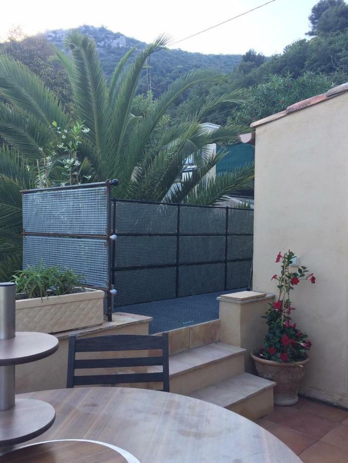 Saberic Apartment Vence Exterior photo